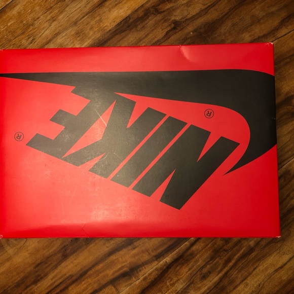 Nike Air Jordan 1 High OG - Seafoam Green - Picture 12 of 13